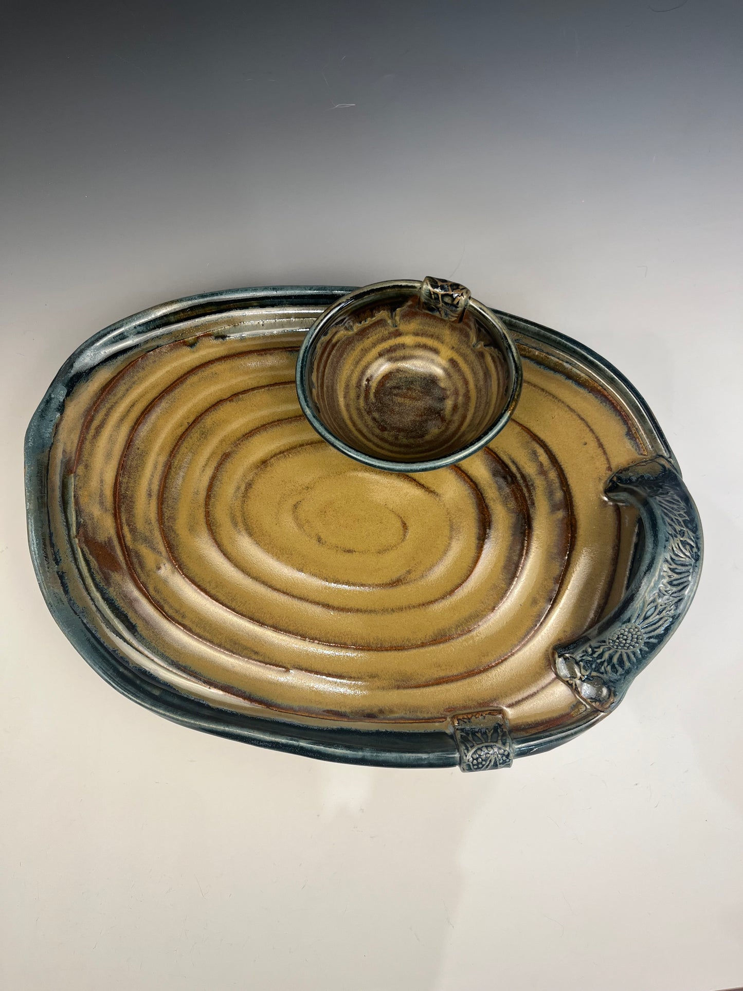#80 Swirled Serving Tray in Blue and Brown