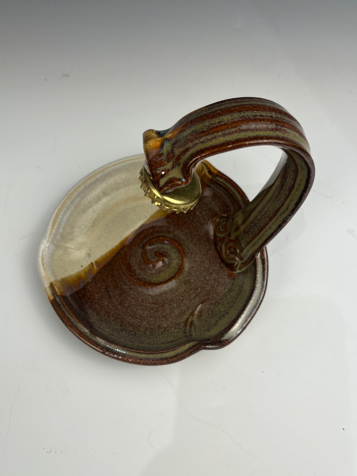 #57 Hanging magnetic soap dish