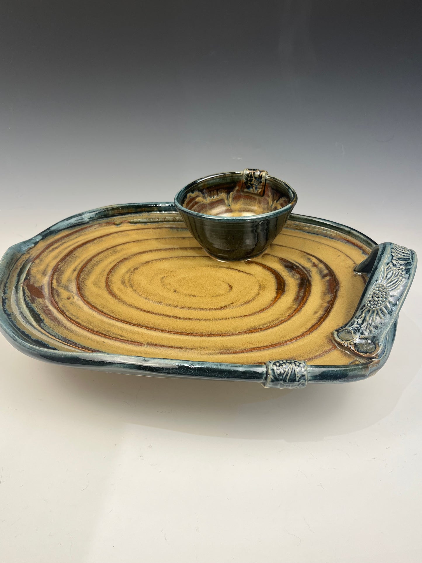 #80 Swirled Serving Tray in Blue and Brown