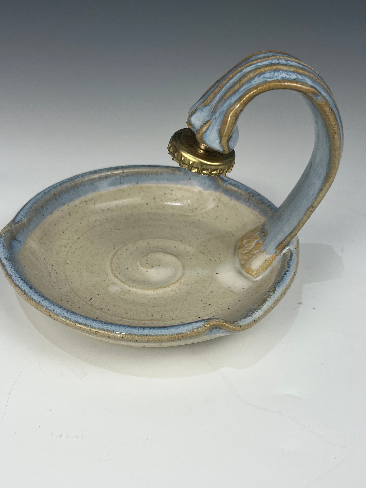 #47 Hanging magnetic soap dish