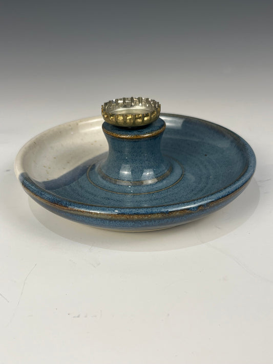 #59 Pedestal magnetic soap dish