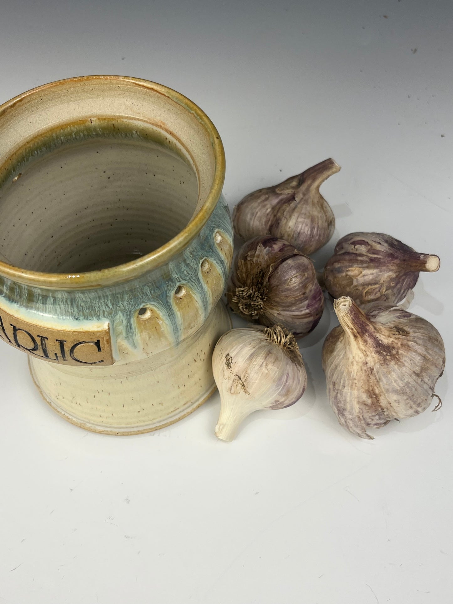 Garlic Pot #43