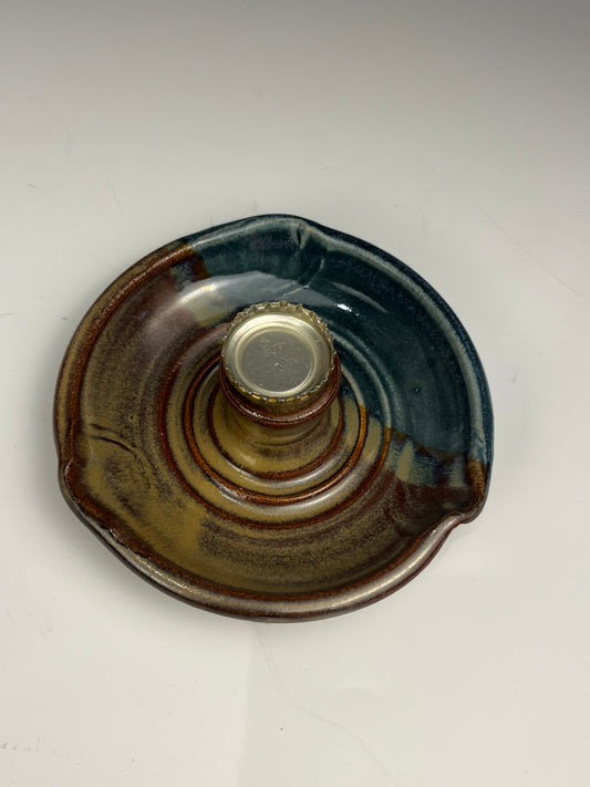 #60 Pedestal magnetic soap dish